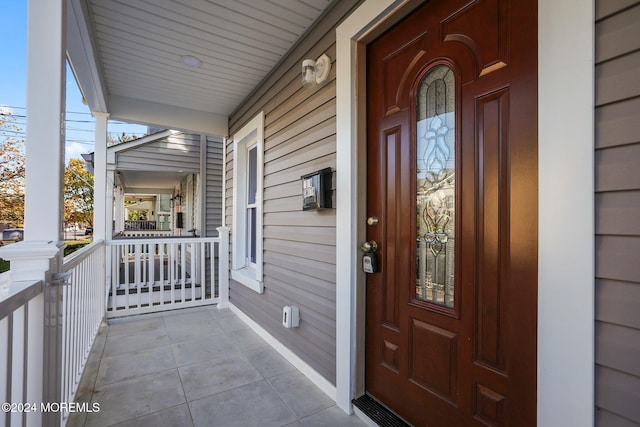 view of entrance to property