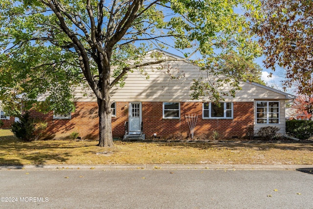 view of front of house