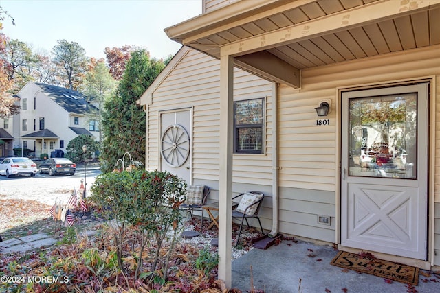 view of entrance to property