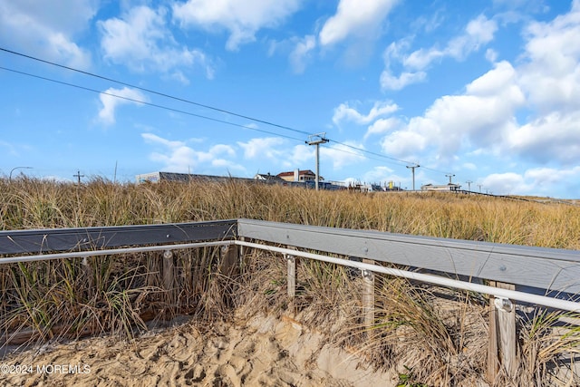 228 Hancock Ave, Seaside Heights, NJ 08751 - view of yard