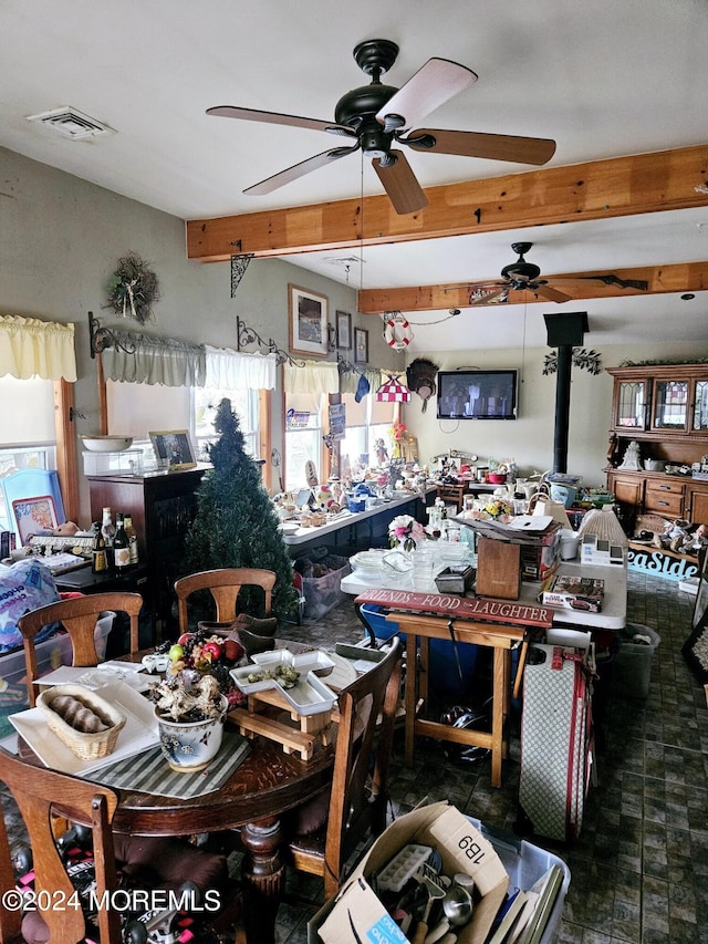 misc room featuring ceiling fan