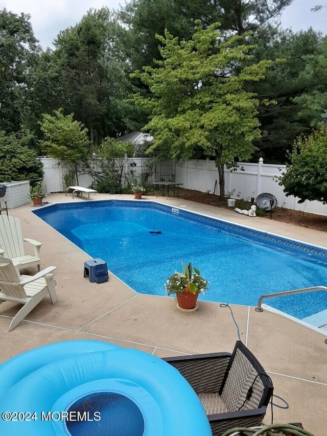 994 Hyson Rd, Jackson, NJ 08527 - view of swimming pool with a fenced backyard, a patio area, and a diving board