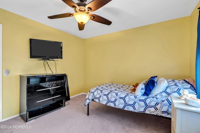 bedroom featuring carpet floors and ceiling fan