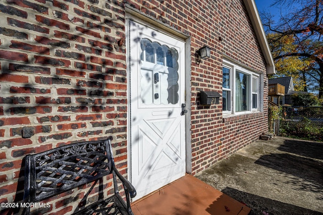 view of property entrance