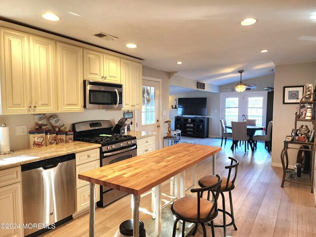 161 N Ensign Dr, Little Egg Harbor, NJ 08087 - kitchen featuring stainless steel appliances, ceiling fan, light wood-style floors, recessed lighting, and baseboards