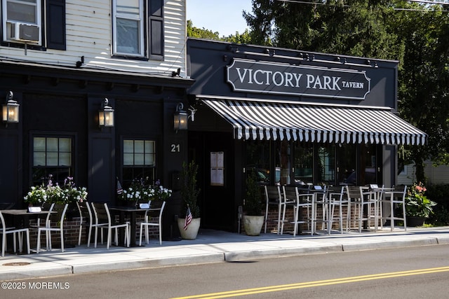 3 Black Point Horseshoe St, Rumson, NJ 07760 - view of building exterior