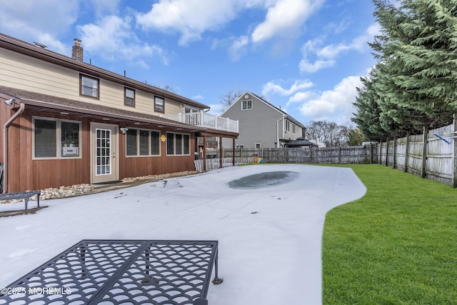 view of yard featuring a fenced backyard and a patio