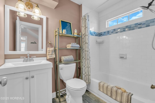 full bathroom featuring shower / bathtub combination with curtain, wood-type flooring, vanity, and toilet