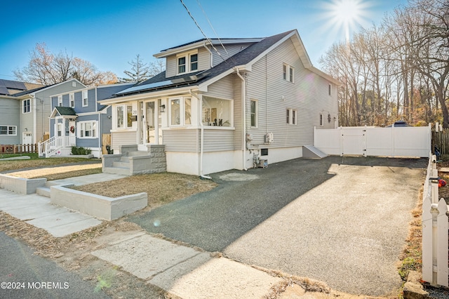 view of front of home