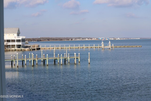 view of dock featuring a water view