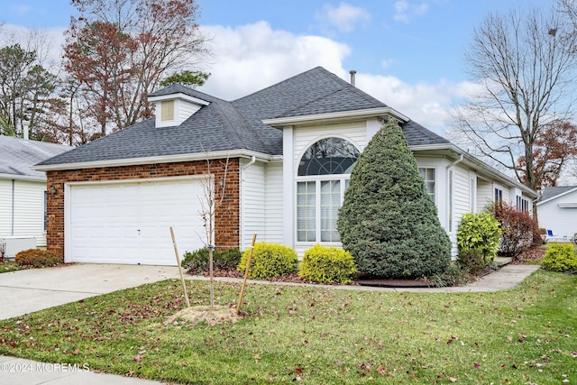 view of front of house with a front yard