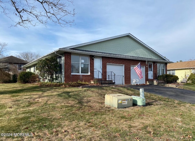 view of front of house with a front yard