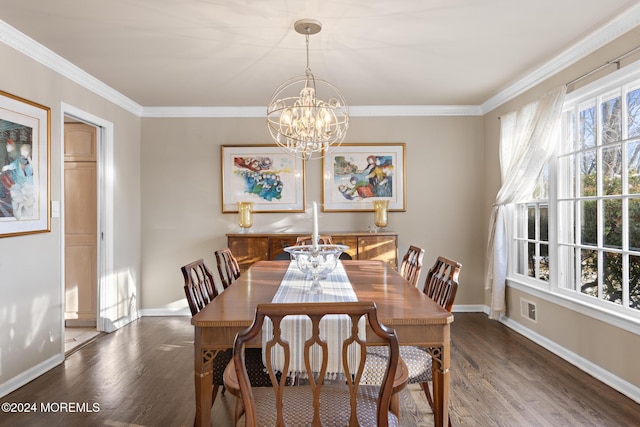 dining space featuring crown molding, dark hardwood / wood-style floors, and a notable chandelier