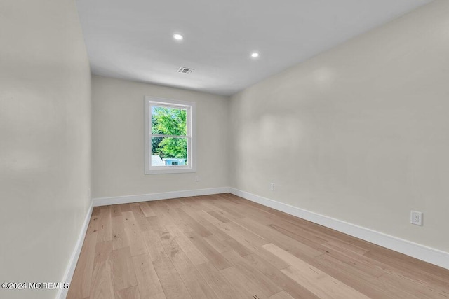 empty room featuring light hardwood / wood-style flooring