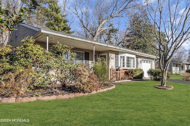 ranch-style home with a front lawn