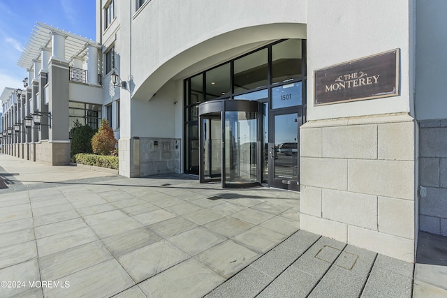 view of property entrance