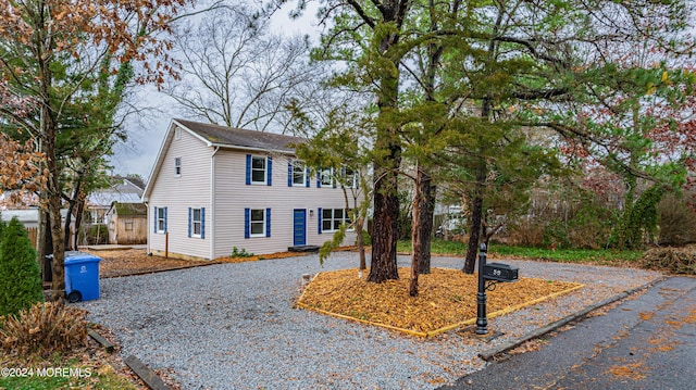 view of front of property