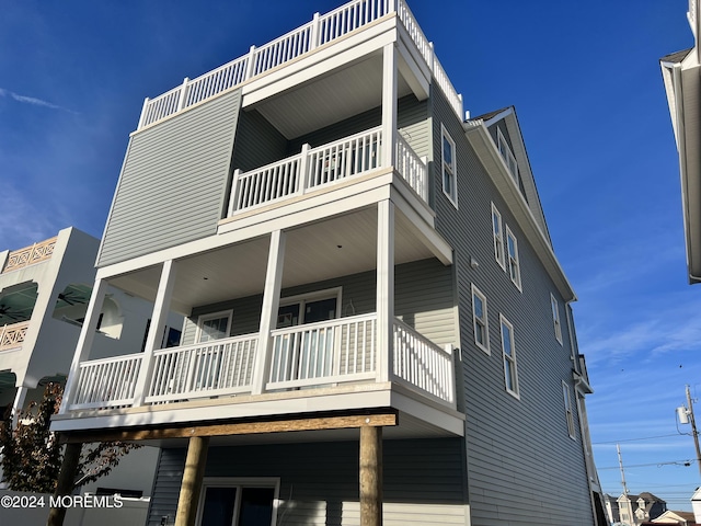 view of rear view of house