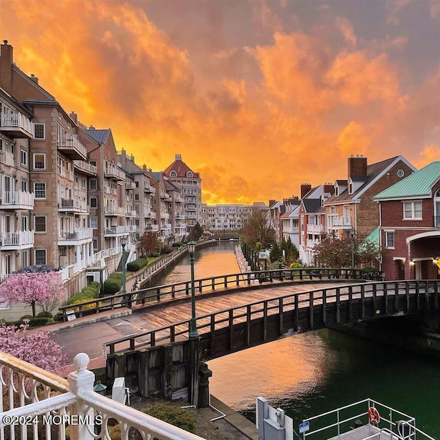 view of property's community featuring a water view