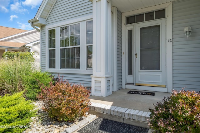 view of entrance to property