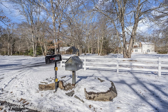 790 Farmingdale Rd, Jackson, NJ 08527 - view of snowy yard