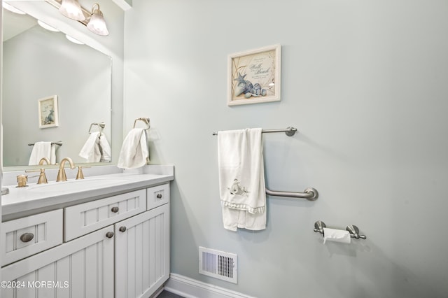 bathroom with vanity