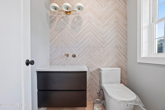 bathroom featuring toilet