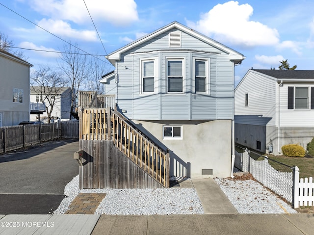 view of front of home