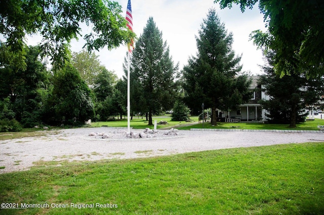 583 Cedar Ave, West Long Branch, NJ 07764 - view of grassy yard