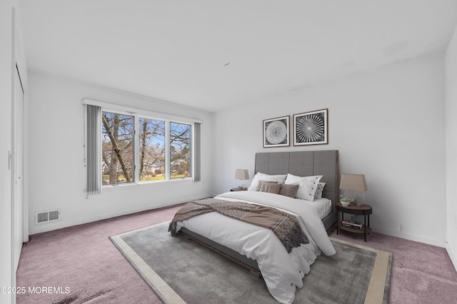 bedroom featuring carpet flooring