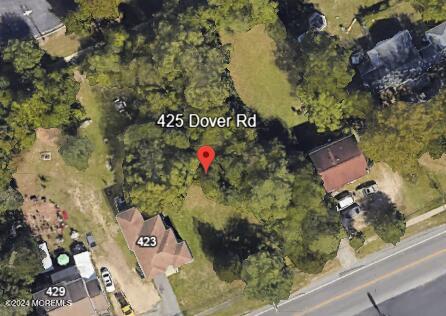 Listing photo 2 for 425 Dover Rd, Toms River NJ 08757