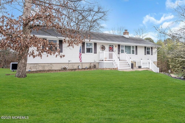 view of front of house with a front yard