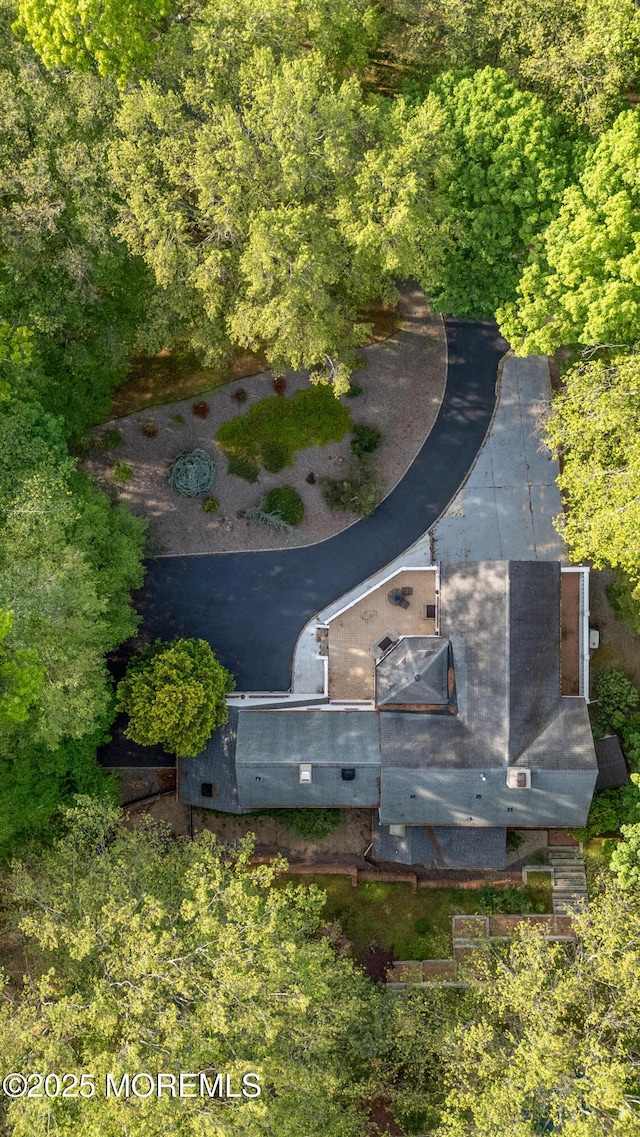 160 Pelican Rd, Middletown, NJ 07748