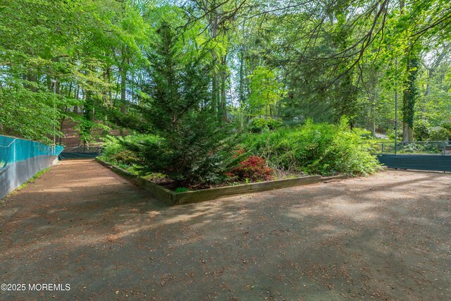 160 Pelican Rd, Middletown, NJ 07748