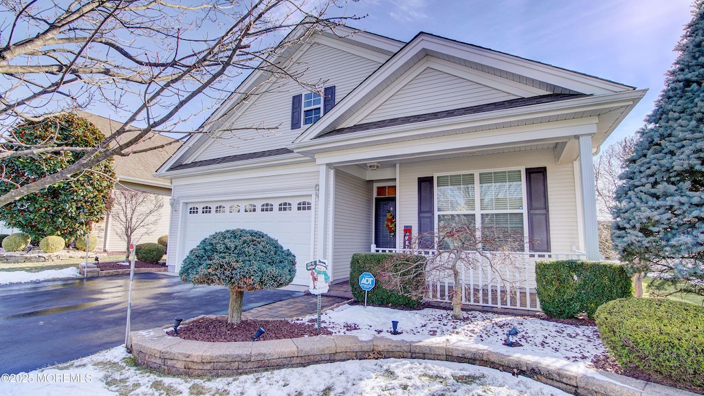 view of front of house with a porch