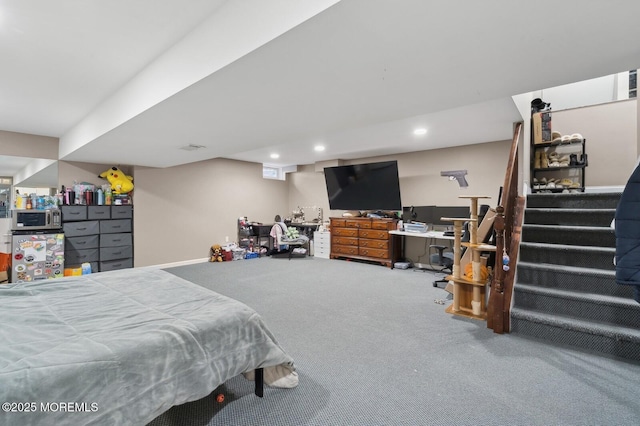 view of carpeted bedroom