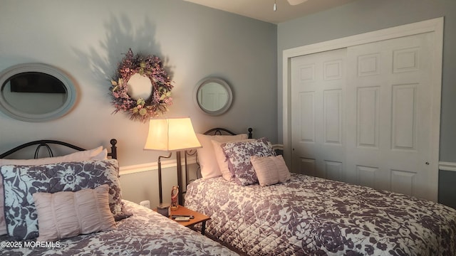 bedroom featuring a closet