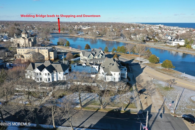 bird's eye view featuring a water view