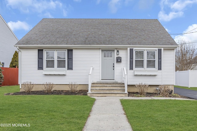 view of front of property with a front yard