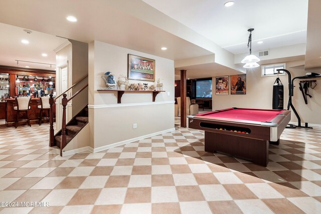 playroom featuring bar area and billiards