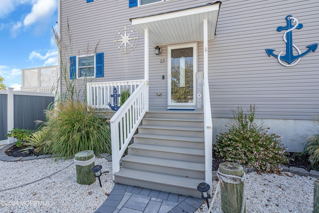 view of entrance to property