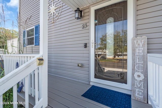 view of property entrance