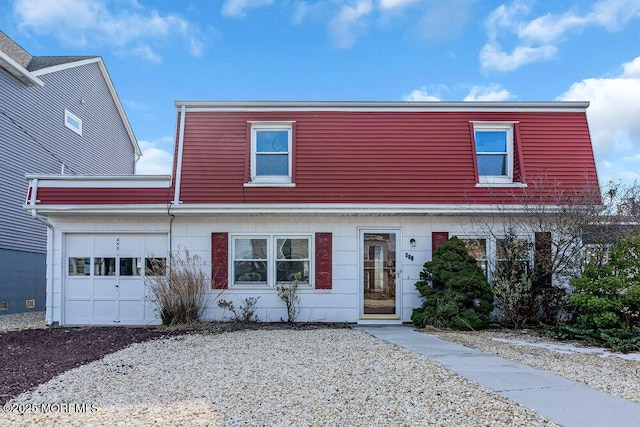 view of front facade with a garage