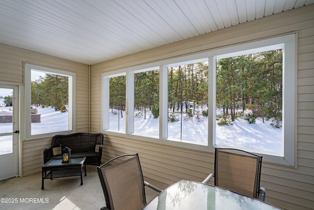 view of sunroom / solarium