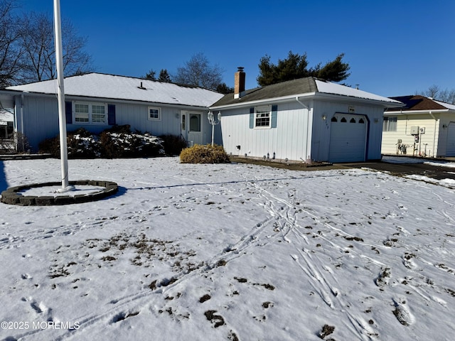 view of front facade with a garage