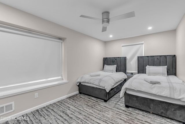 bedroom featuring ceiling fan