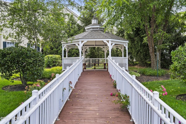 66 Banyan Blvd, Holmdel, NJ 07733 - wooden deck with a gazebo