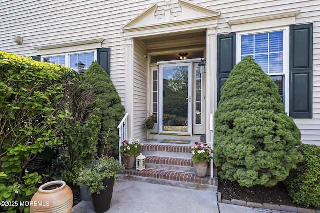 66 Banyan Blvd, Holmdel, NJ 07733 - doorway to property