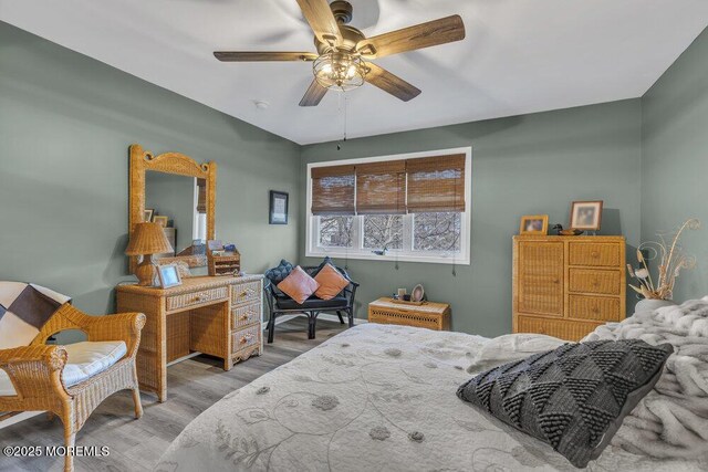 105 Geranium Ct, Toms River, NJ 08753 - bedroom with wood finished floors and a ceiling fan