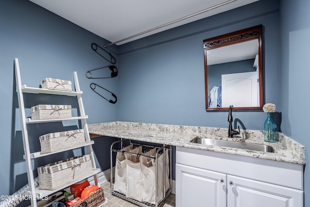 bathroom featuring sink and tile patterned floors